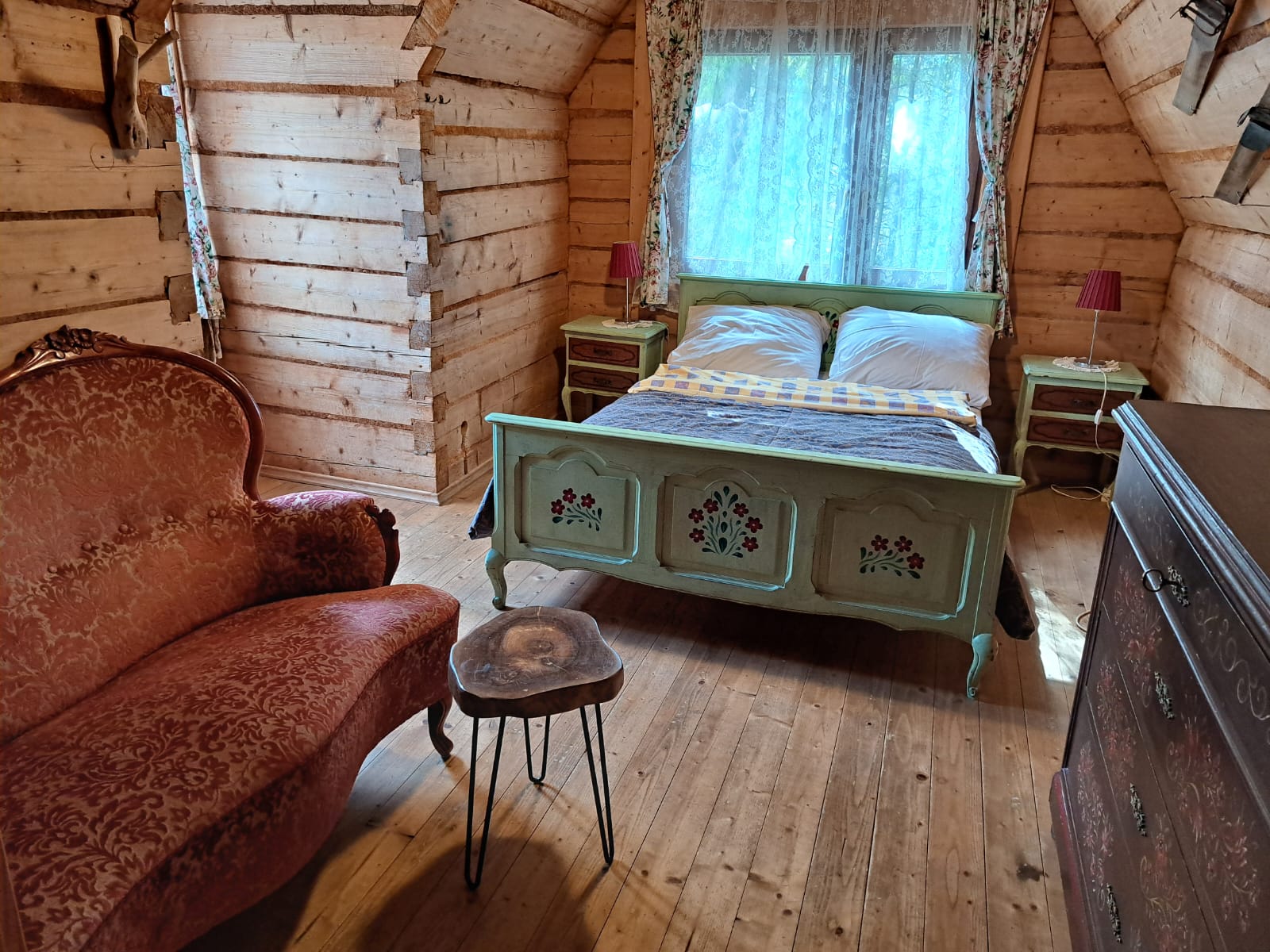 Private Rooms